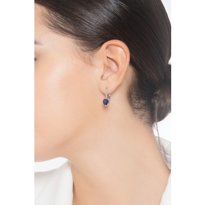 18k white gold earrings with blue sapphire and diamonds