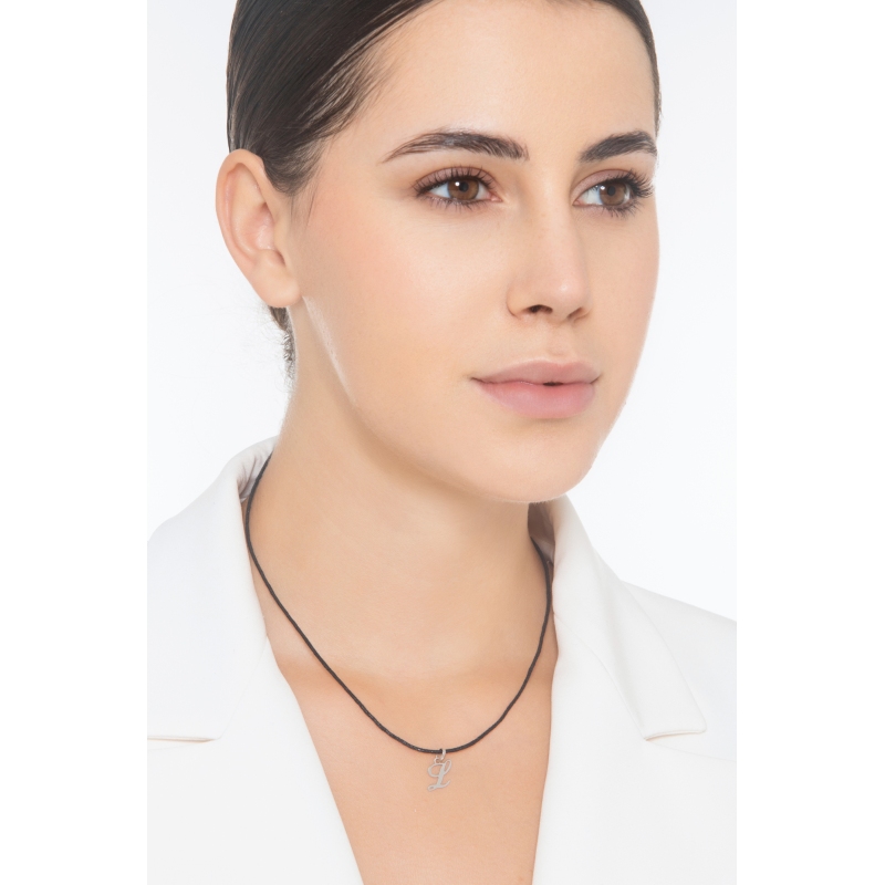 Pendant with initial letter L in italic in 18k white gold Pendant with initial letter L in italic in 18k white gold