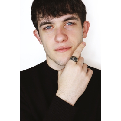 750 yellow gold black zircons ring