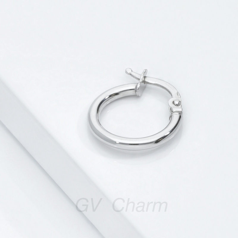 Single hoop earring in white gold 750 Single hoop earring in white gold 750