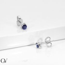 Blue sapphire studs in white gold 18k 2