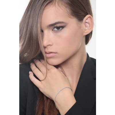 Diamonds tennis bracelet in white gold 18k