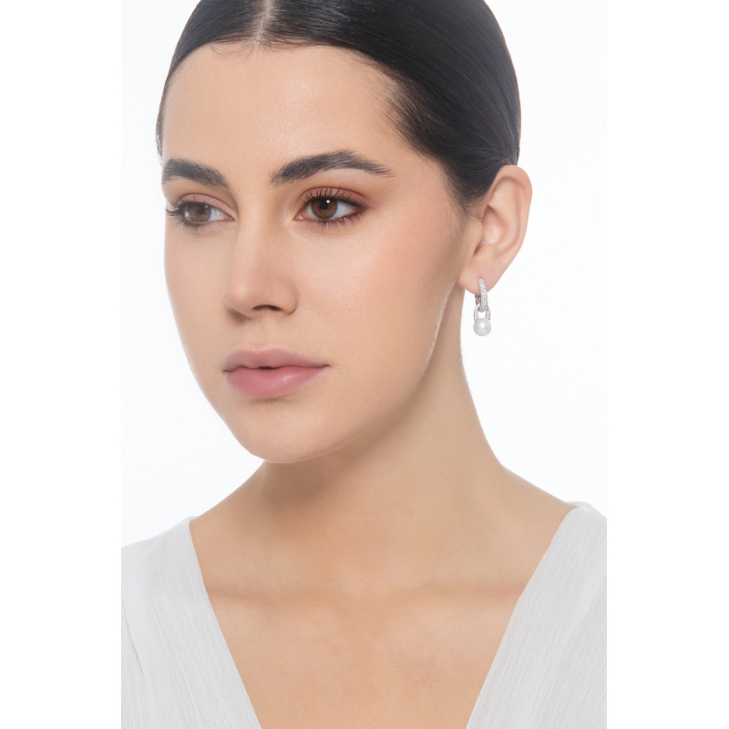 Drop earring in white gold 750 with pearls and diamonds