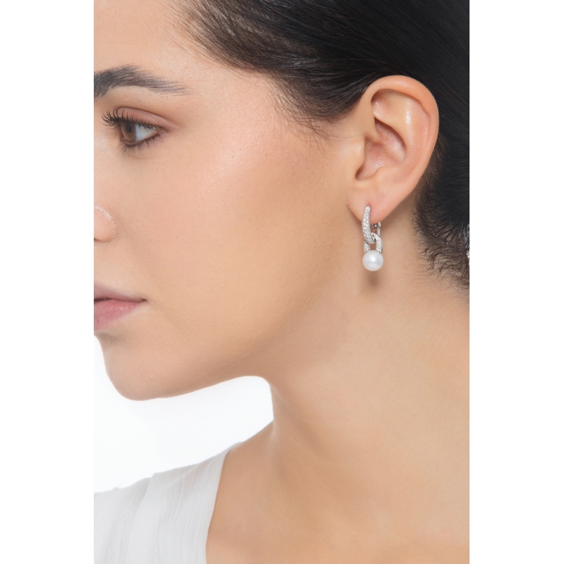 Drop earring in white gold 750 with pearls and diamonds