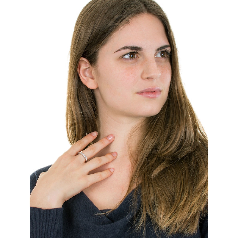 9 diamonds half eternity ring in white gold 18k 0,67 ct 9 diamonds half eternity ring in white gold 18k 0,67 ct