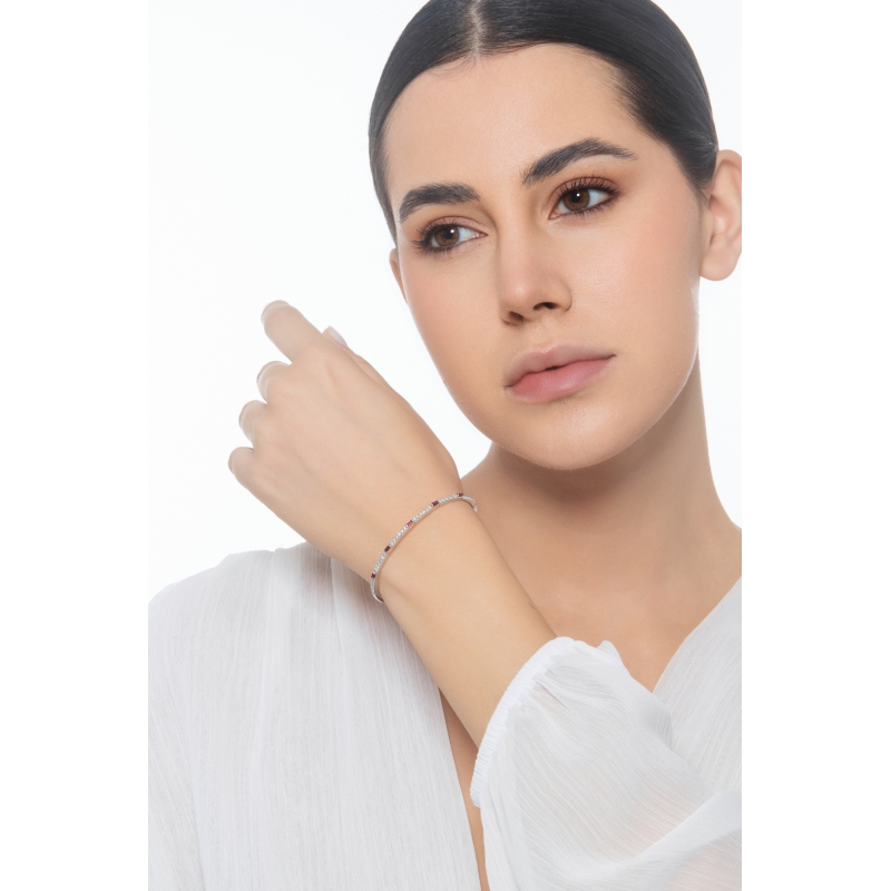 18k white gold bracelet with rubies and diamonds 18k white gold bracelet with rubies and diamonds