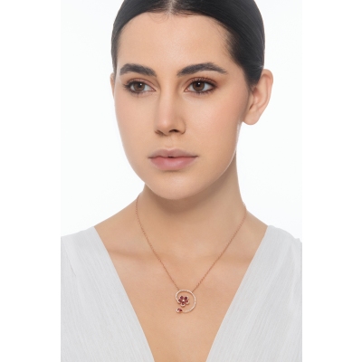 Flower necklace in rose gold 18k with rubies and diamonds