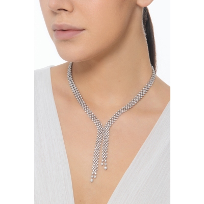 750 white gold woman design necklace with diamonds