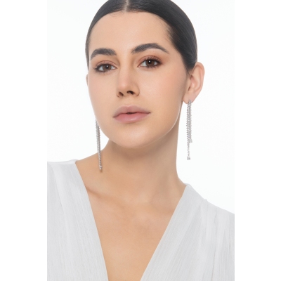 750 white gold drop earrings with diamonds