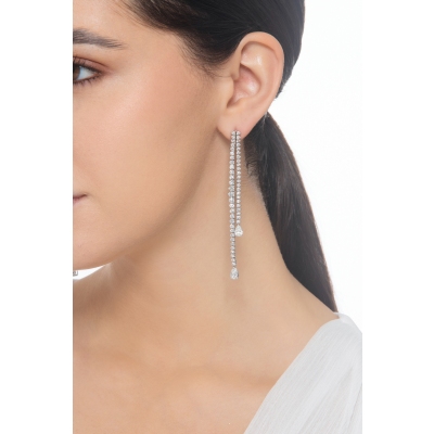 750 white gold drop earrings with diamonds