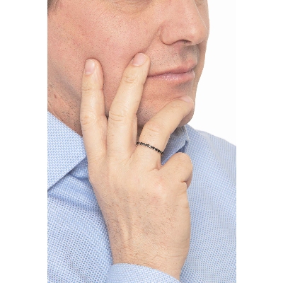 White gold 18k eternity ring with black diamonds 