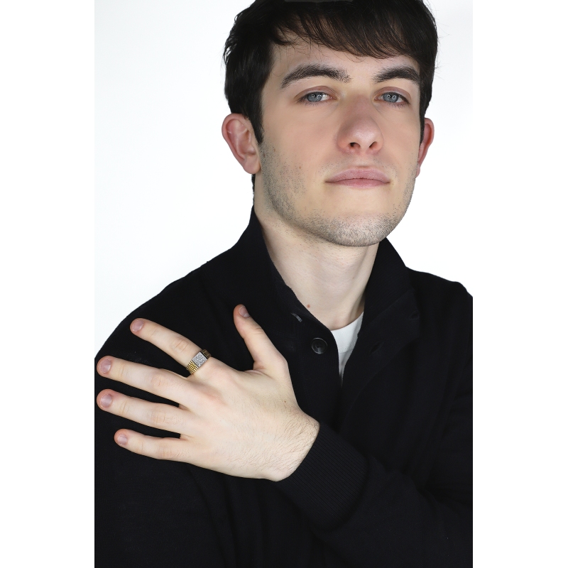 Band men ring in white and yellow gold 18k with pavè diamonds Band men ring in white and yellow gold 18k with pavè diamonds