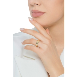 750 yellow gold band ring 2