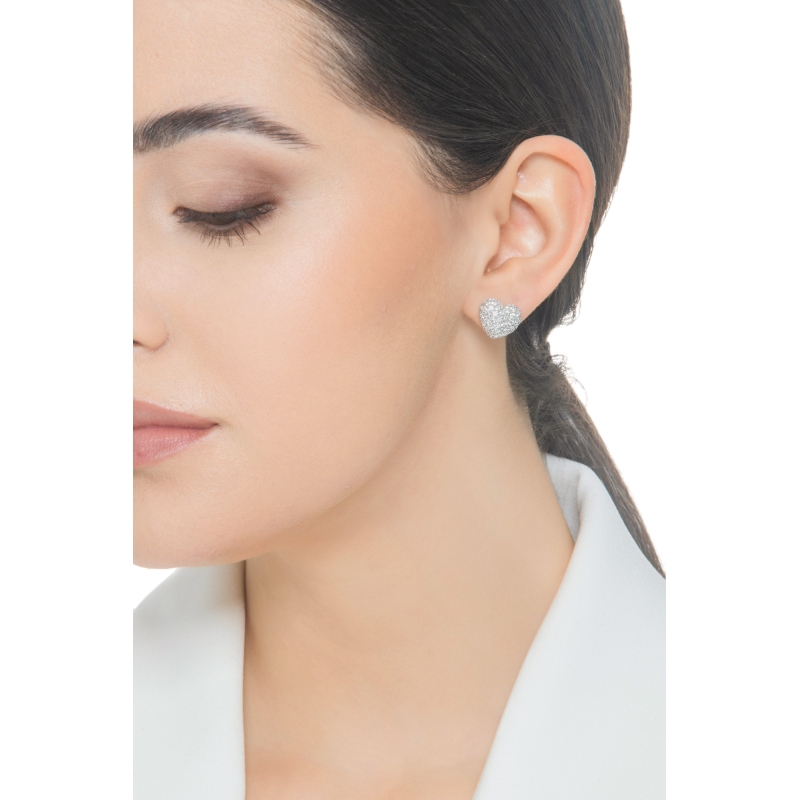 18k white gold pavè heart earrings with diamonds 