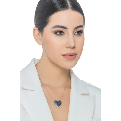 18k white gold necklace with heart pavè pendant blue sapphires and diamonds