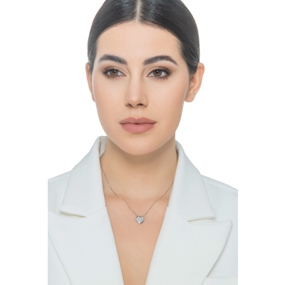 18k white gold pendant with diamonds pavé heart 