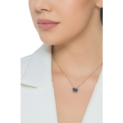 Black diamonds pavè heart necklace in white gold 18k