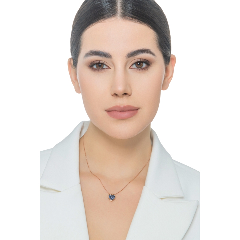 Blue sapphires heart pavè burnished pendant necklace in rose gold Blue sapphires heart pavè burnished pendant necklace in rose gold