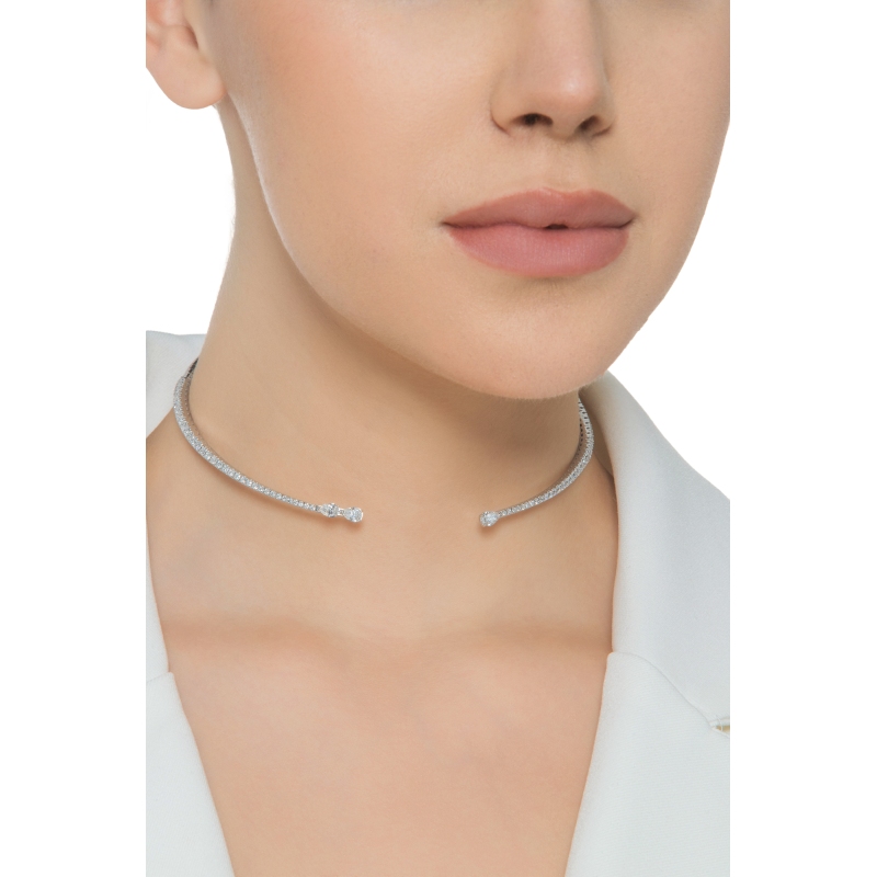 Choker necklace in white gold 18k with diamonds Choker necklace in white gold 18k with diamonds