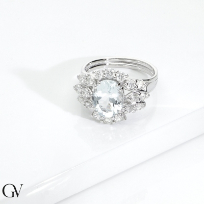 Halo ring in white gold 18k with aquamarine and diamonds