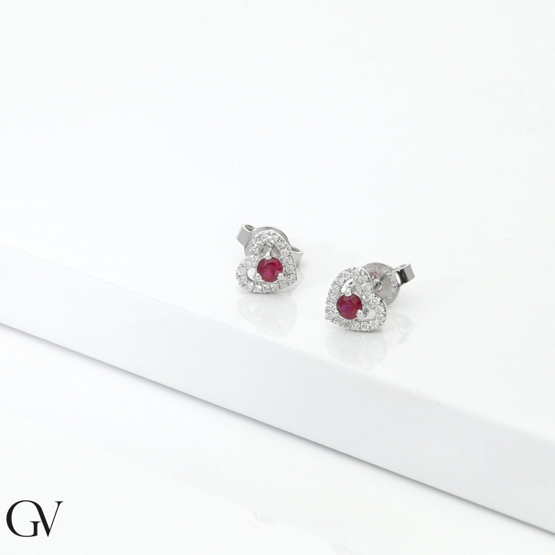Halo diamonds and ruby earrings in white gold 18k Halo diamonds and ruby earrings in white gold 18k