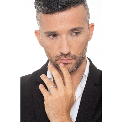 Eternity ring in white gold 18kt with diamonds 