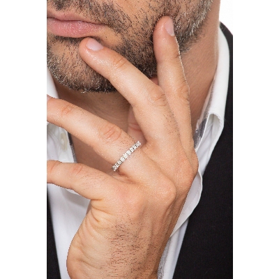 Eternity ring in white gold 18kt with diamonds 