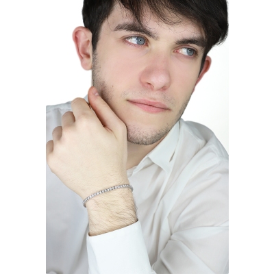 Wire tennis bracelet with diamonds