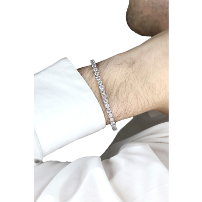 Tennis bracelet in 18k white gold with diamonds