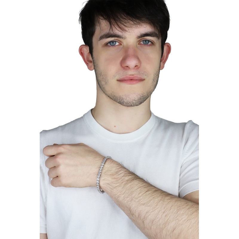 Tennis bracelet in 18k white gold with diamonds Tennis bracelet in 18k white gold with diamonds