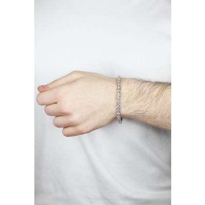 Tennis bracelet in 18k white gold with diamonds