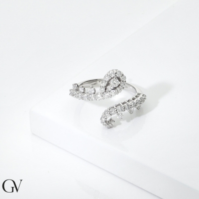 18k white gold design diamonds TOI et MOI ring