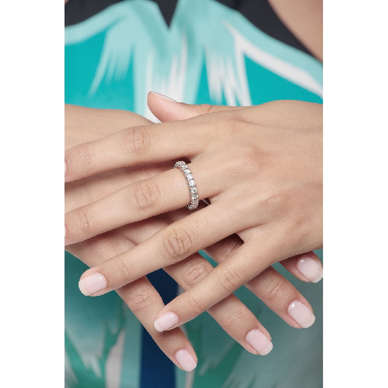 Eternity ring with diamonds in white gold 18k Eternity ring with diamonds in white gold 18k