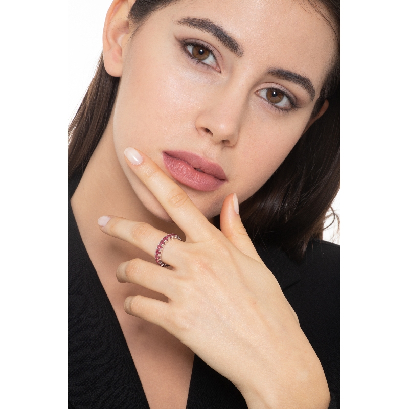 White gold 18k rubies eternity ring White gold 18k rubies eternity ring