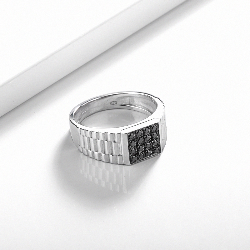 Men ring in white gold 18k with black diamonds pavè