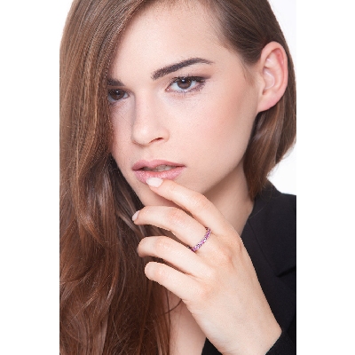 Pink sapphires eternity ring in white gold 18k