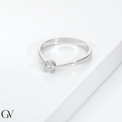 Solitaire ring in white gold 18k with diamond, 0,25 ct