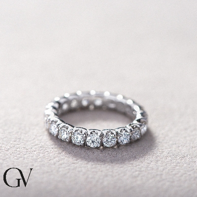 Diamond eternity ring in gold