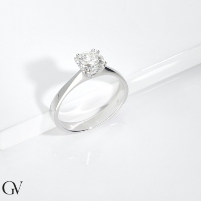 18k white gold solitaire ring with IGI diamond 1,00 ct