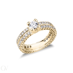 18k yellow gold solitaire setting with diamonds band 2