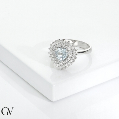 Aquamarine and diamonds ring in white gold 750