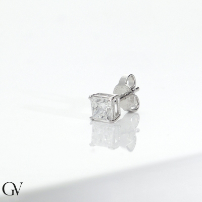 18k white gold single earring with GIA diamond