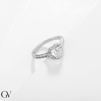 Solitaire Ring with diamond heart cut 1.00ct GIA in white gold 18k