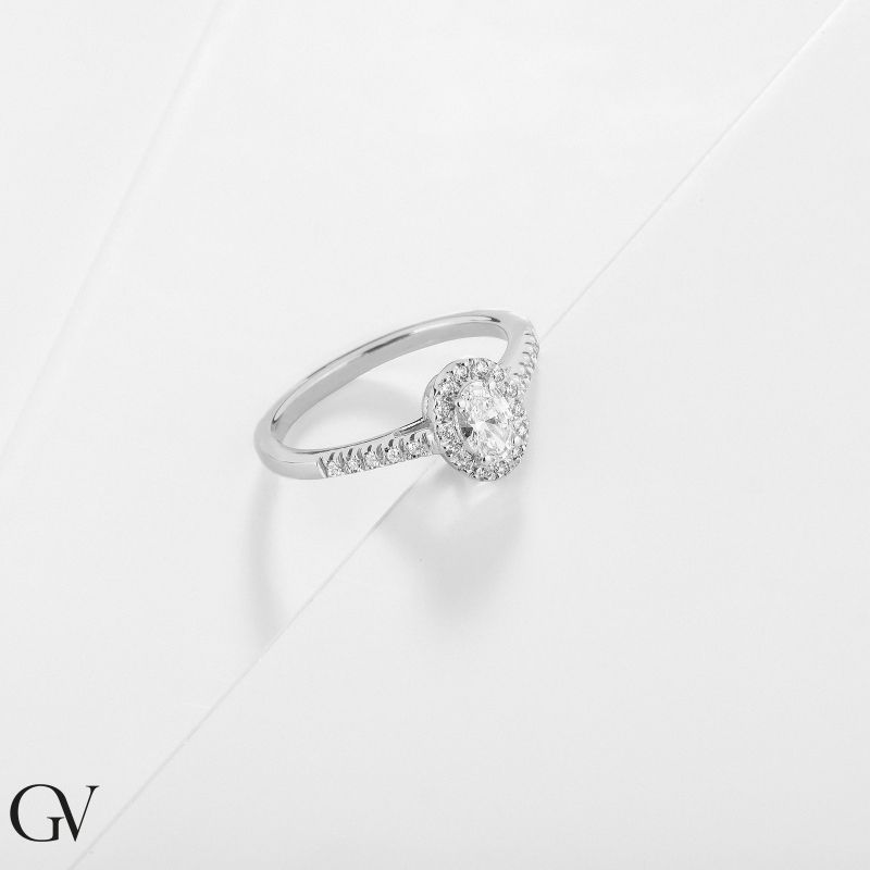 Solitaire ring with diamond oval cut 0.30ct GIA in white gold 18k Solitaire ring with diamond oval cut 0.30ct GIA in white gold 18k