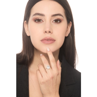 18k white gold aquamarine and diamonds ring