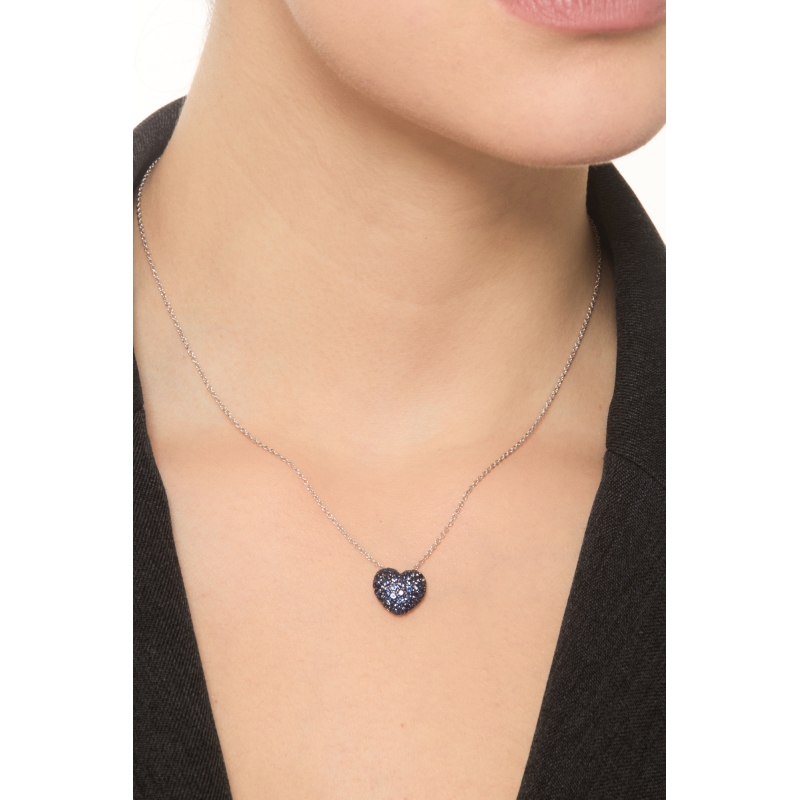 750 white gold necklace with heart blue sapphires pavè pendant 750 white gold necklace with heart blue sapphires pavè pendant