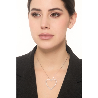 Necklace in white gold 18k with big heart pendant diamonds
