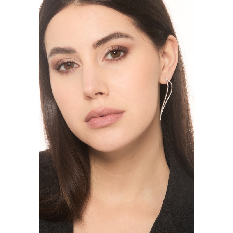 18k white gold drop diamonds earrings 18k white gold drop diamonds earrings