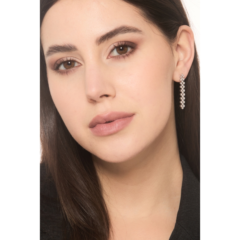 Diamonds drop earrings in white gold 18k with diamonds Diamonds drop earrings in white gold 18k with diamonds