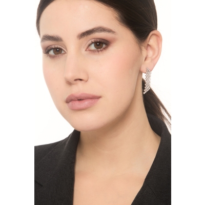 750 white gold drop earrings diamonds